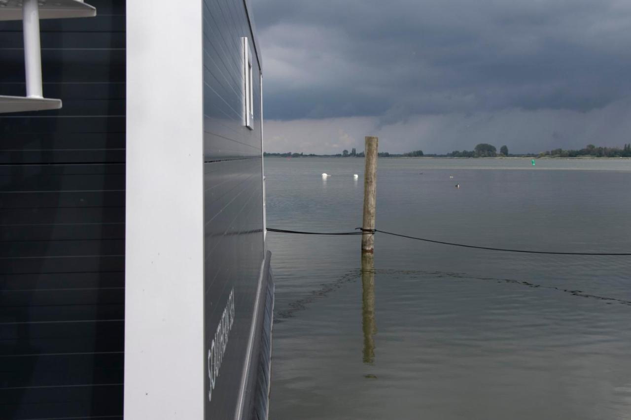 Houseboat Uitzicht Over Veluwemeer, Natuurlokatie, Prachtige Vergezichten 比丁赫伊曾 外观 照片